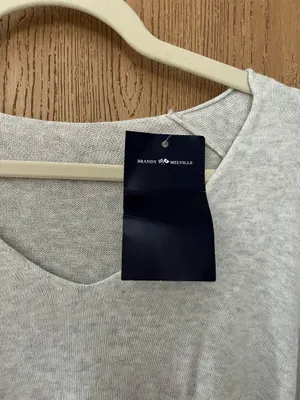 Brandy Melville V-Neck Gray Long Sleeve thumbnail 3