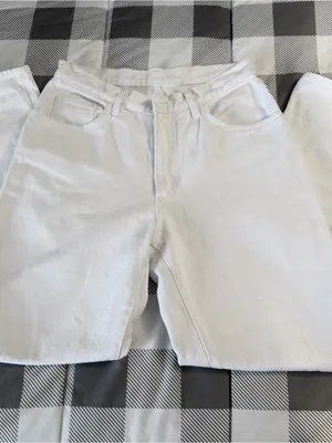 High-Waist White Denim Mom Jeans 100% cotton size 30/31 thumbnail 2