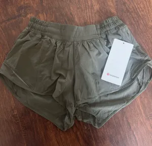 Lululemon Shorts Hotty Hot 2.5" thumbnail 1