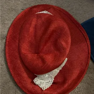 Street smart‎ red hat Red thumbnail 1