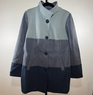 Isaac Mizrahi Live! Colorblock Peacoat Blue Grey Size Medium M Winter Jacket thumbnail 1