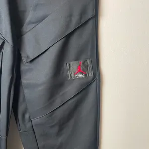 Women's Air Jordan Essential Utility Pants NWOT‎ thumbnail 2
