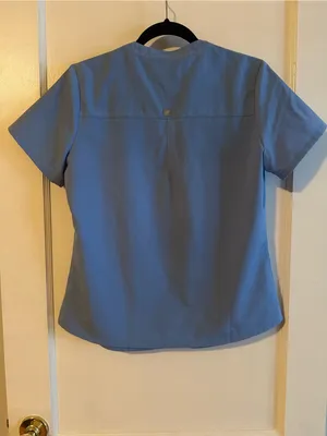 Fabletics Method 2-pocket scrub top thumbnail 2