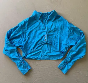 High Low Hem cropped button thumbnail 1