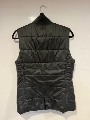 Oakley Black Quilted Puffer Vest thumbnail 3