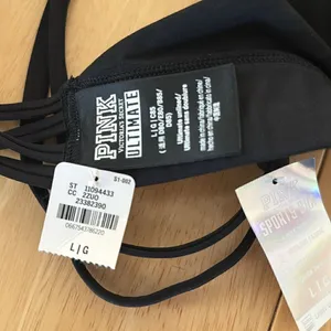 Pink Victoria's Secret sport bra NWT thumbnail 3