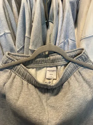 Aritzia Mega Sweatpants thumbnail 4