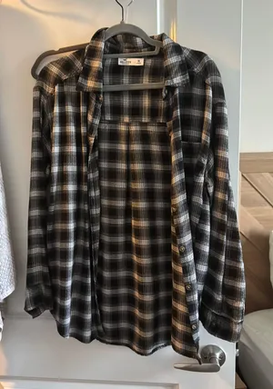Flannel Hollister thumbnail 1
