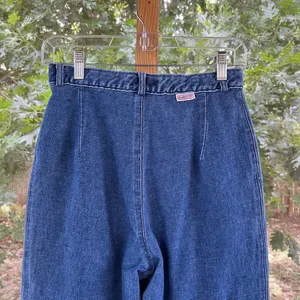 Guess Jeans Women's Vintage 80's Era Stirrup Jeans Size 30 (25" Waist) thumbnail 4