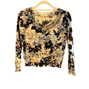Anthropologie HWR‎ Monogram Beaded Collar Crop Cardigan Sweater Abstract Pattern thumbnail 8