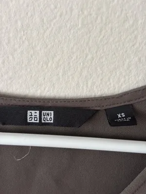 Uniqlo Gray Tank Size XS thumbnail 4