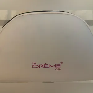 Hello Kitty Limited Edition Cosmetics Bag thumbnail 4