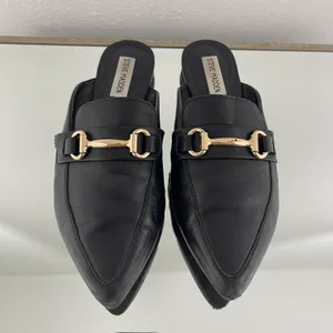 Black Leather Fortress Horse Bit Pointed Toe Slip On Loafer Mules thumbnail 8