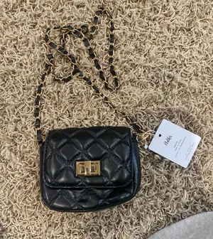 Adika purse thumbnail 1