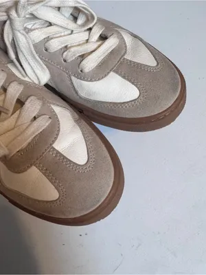 Sincerely Jules Bailey Sneakers 7.5 White Taupe Lace Up Casual Retro Shoes thumbnail 3