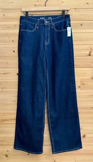 NWT Old Navy Size 4 High Rise Wow Wide Leg Denim Jeans thumbnail 1