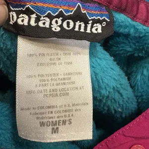 Patagonia Women's Teal Blue Magenta Hooded Snap Retool Fleece Pullover Sz Medium thumbnail 6