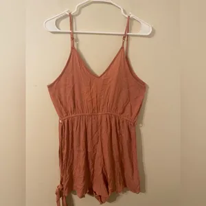 New NWT Asos Design Red Orange Sleeveless Romper‎ Size 8P 8 Petite thumbnail 2