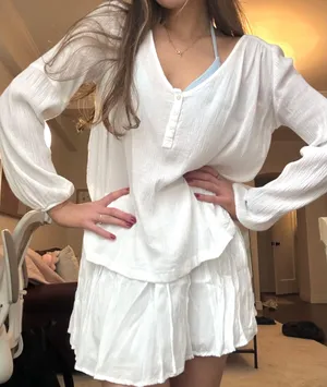 Abercrombie White Blouse thumbnail 1
