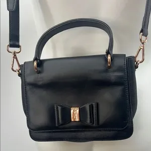 Ted Baker Elegant Black Bow Leather Handbag thumbnail 1