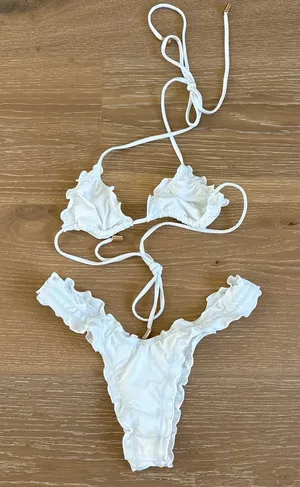 Hello Molly Bikini Halter Neck Lettuce Edge Ruched Sunny Squeeze Size XS White thumbnail 1