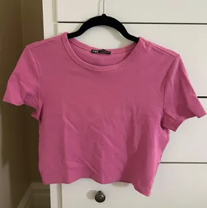 Pink Shirt thumbnail 1
