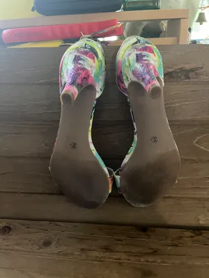 Vibrant Tropical beautiful colored Sandals 3” heels strapped Multi Color Size6.5 thumbnail 7