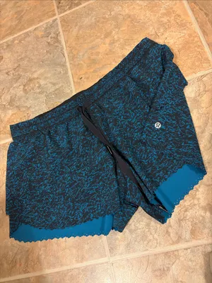 lululemon athletica Black and Teal Patterned Scallop-Hem Athletic Shorts thumbnail 3