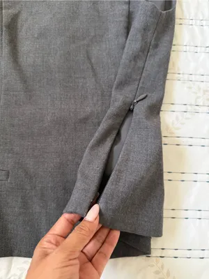 Abercrombie & Fitch Vintage Y2K Gray Tailored Sleeveless Top M Office thumbnail 8