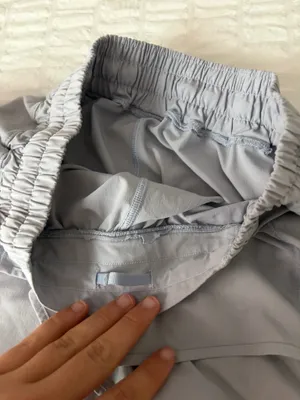Lululemon Hotty Hot Shorts 2.5" thumbnail 3