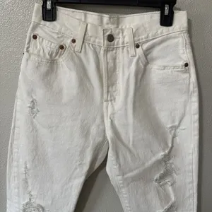 Levis 501 Jeans White Distressed Button Fly Women's Size‎ 26x30 Straight Raw Hem thumbnail 2