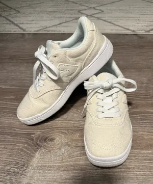 New Balance Sneakers thumbnail 1