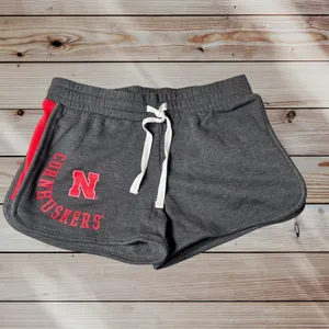 NEW Nebraska Cornhuskers Shorts‎ Womens S Gray Captivating Comfy Lounge Fleece thumbnail 2
