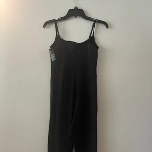 Aritzia Wilfred Free Black Wide Leg Jumpsuit Onesie Size M thumbnail 4