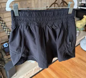 Lululemon Tracker Short V shorts feature a wide elastic waistband black 2 thumbnail 1