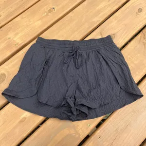 Lululemon Running Shorts‎ Negative Split Textured Run Short 2.5" Black XS thumbnail 2