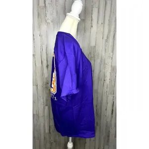 Hanes NWT Clemson Tigers Women's Large‎ Purple Paw Palm Tree "Clemson Girl" T-Shirt thumbnail 4