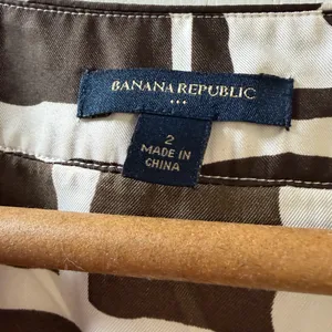 Banana Republic Brown and White Geometric Blouse thumbnail 3