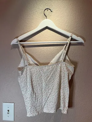 Brandy Melville Women’s Amara Floral Tank Top Coquette Girl Small thumbnail 5
