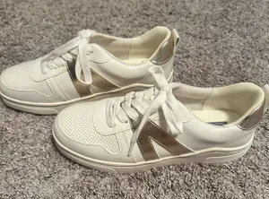 MIA Sneakers White thumbnail 1