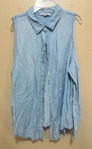 BB‎ Dakota Womens Chambray Sleeveless Shirt w/ Sleeves Light Wash Denim Size L thumbnail 1