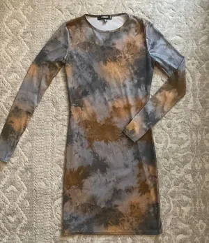 Brown Tie-Dye Rib Crew Neck Mini Dress thumbnail 2