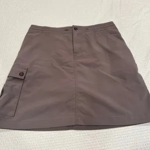Patagonia gray skirt with shorts size 6 women thumbnail 2