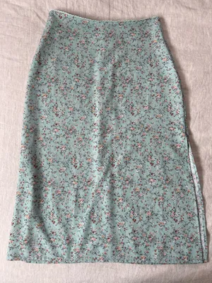 Brandy Melville Floral Midi Skirt thumbnail 3