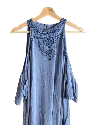 Knox Rose embroidered cold shoulder dress thumbnail 3