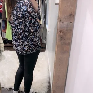 Sim & Sam black floral kimono top size small thumbnail 4