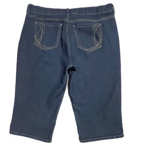 Gloria Vanderbilt Womens Dark Wash Denim Bermuda Shorts Size 12‎ Embroidery thumbnail 3