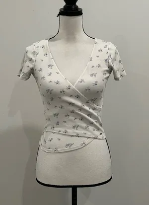 Hollister Crossover Baby Tee thumbnail 1