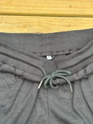 Women’s L Black Ribbed 2 thumbnail 3