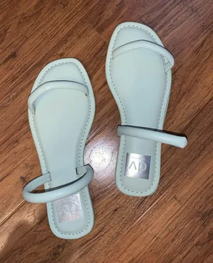 Dolce Vita NWT Sandals Sage Green Size 6.5 thumbnail 1